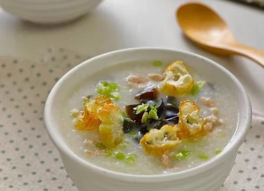 中國醫附近美食