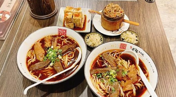 中正西路美食