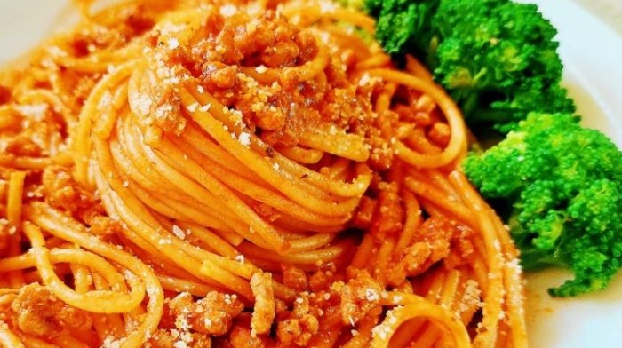 肉醬義大利麵
