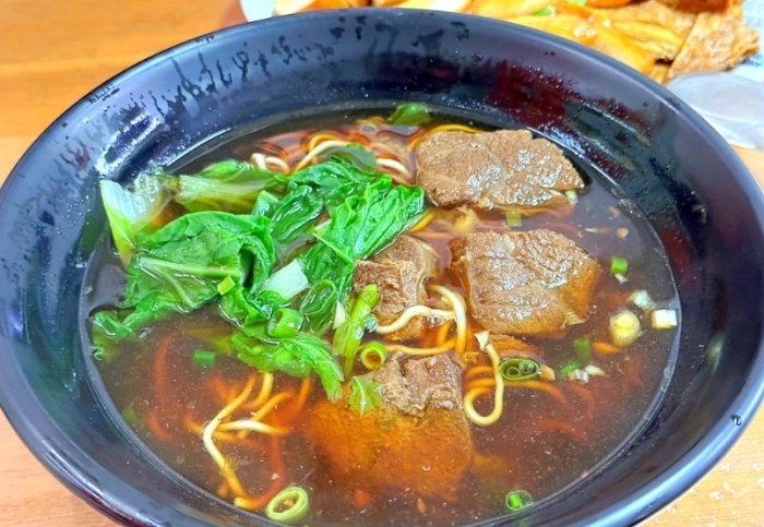 興豐路美食